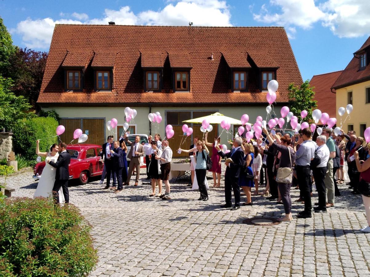 Gasthaus Dollinger Dinkelsbuhl Bagian luar foto